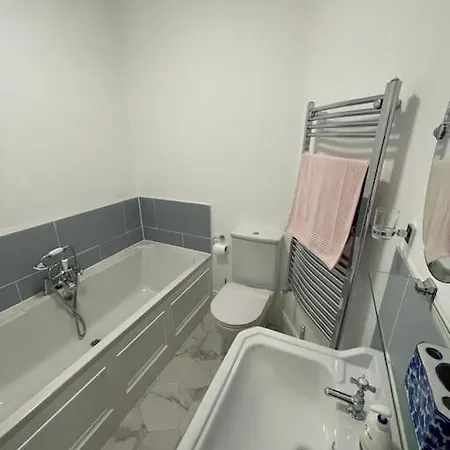 度假居 Castle Wing Barmeath Estate